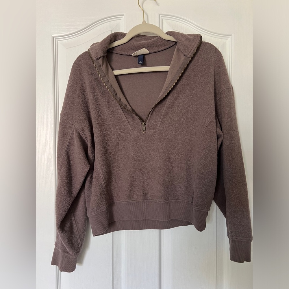 Cropped Sweatshirt